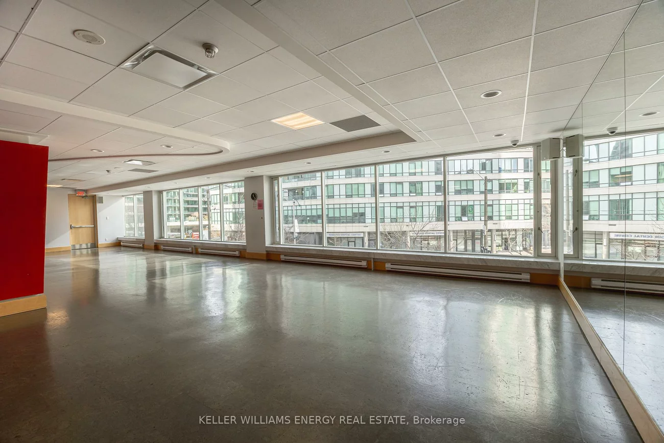 10, Yonge, Waterfront Communities C1, Toronto