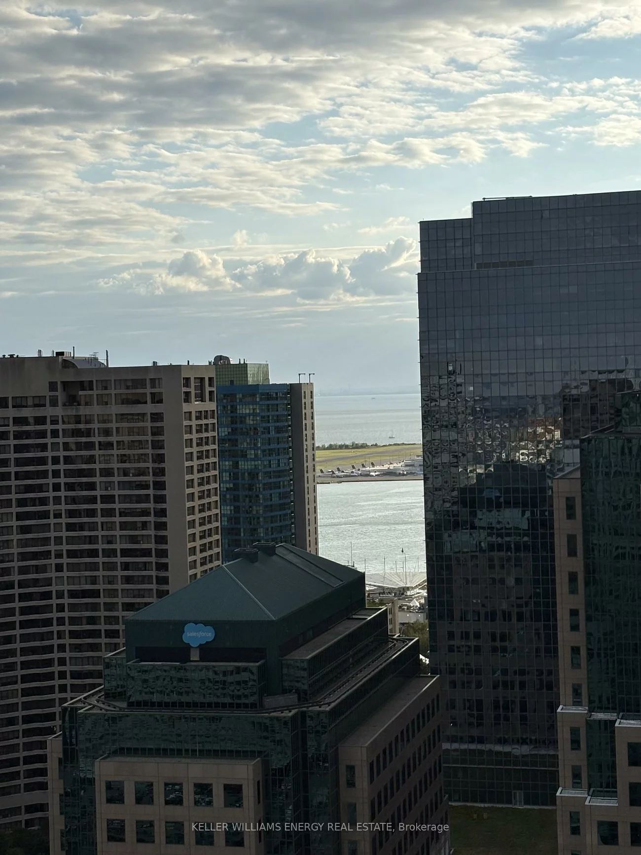 10, Yonge, Waterfront Communities C1, Toronto