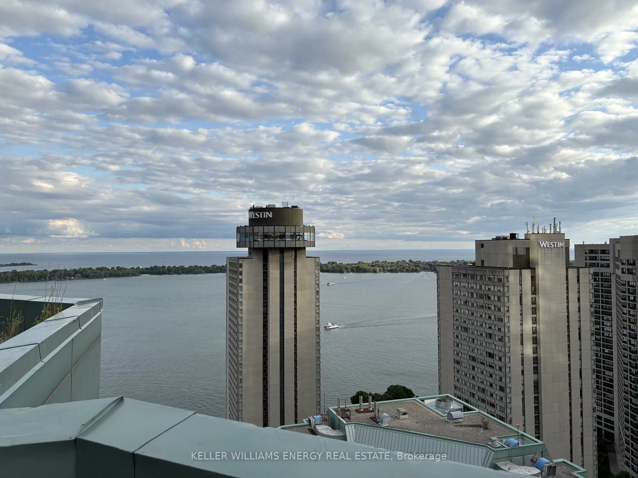 10, Yonge, Waterfront Communities C1, Toronto