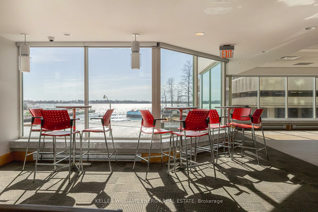 10, Yonge, Waterfront Communities C1, Toronto