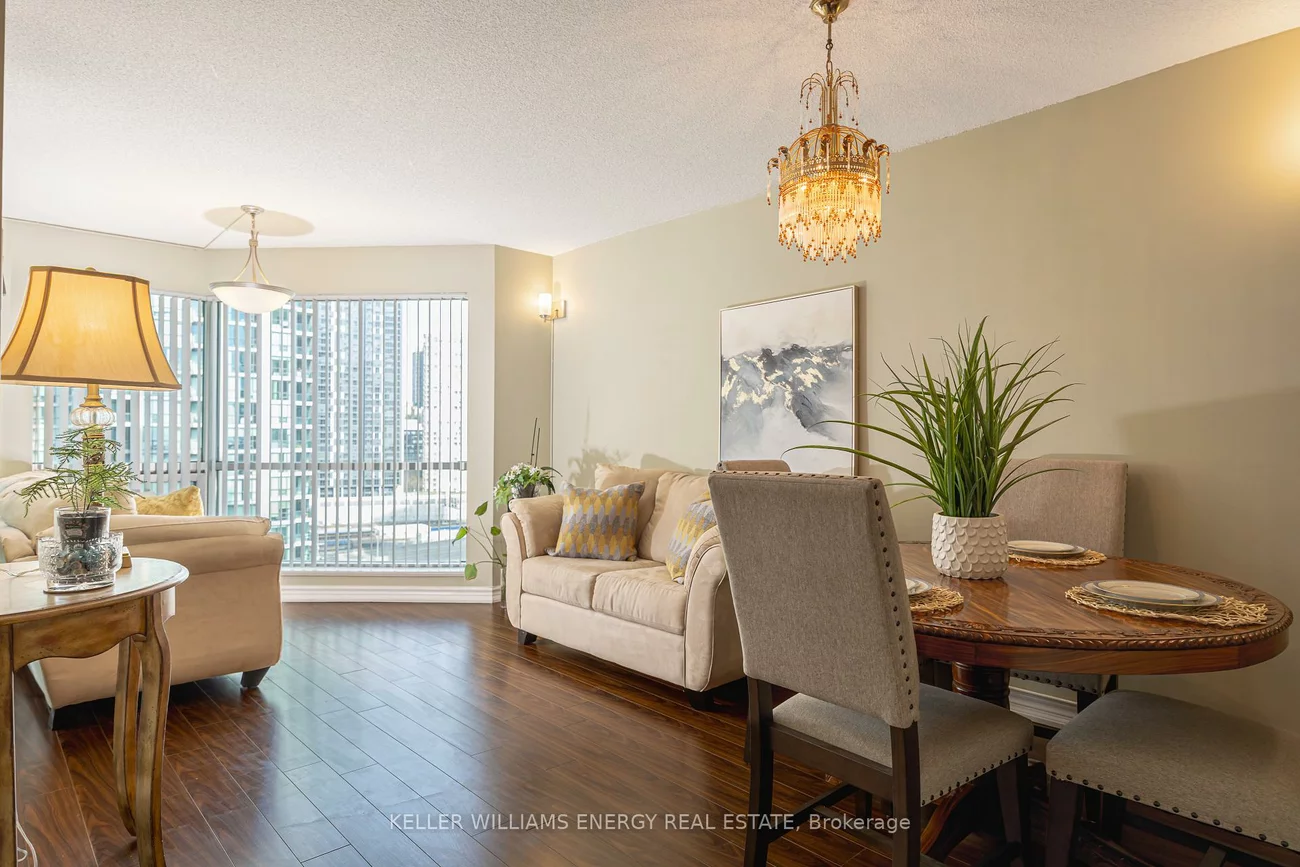 10, Yonge, Waterfront Communities C1, Toronto
