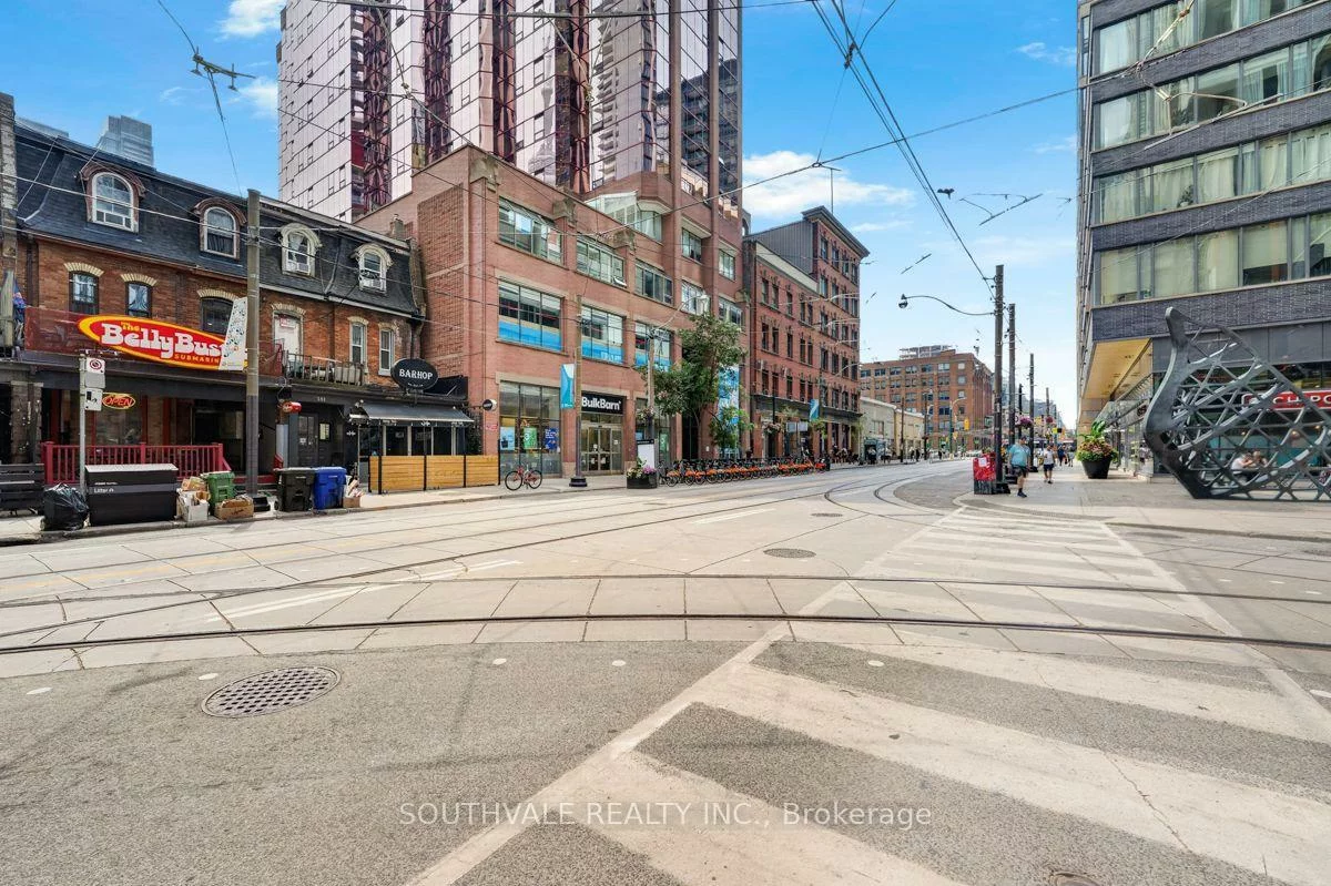 393, King St. W, Waterfront Communities C1, Toronto