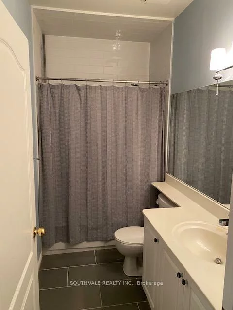 393, King St. W, Waterfront Communities C1, Toronto