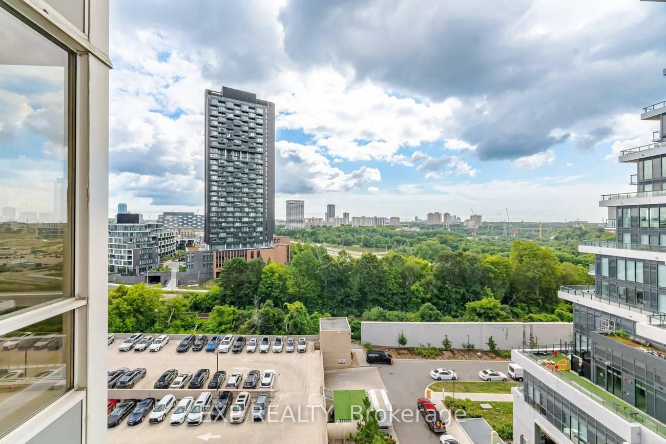 1103, Leslie, Banbury-Don Mills, Toronto