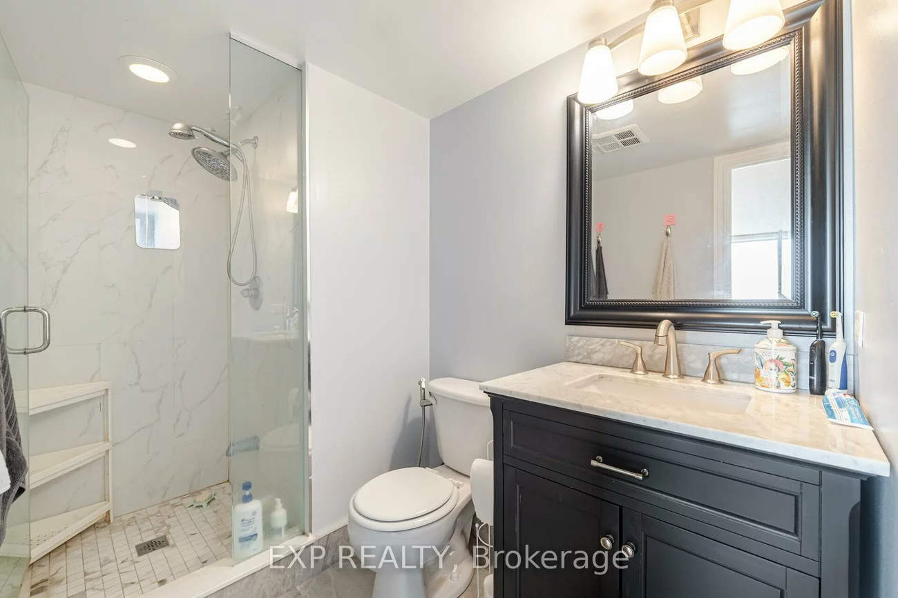 1103, Leslie, Banbury-Don Mills, Toronto