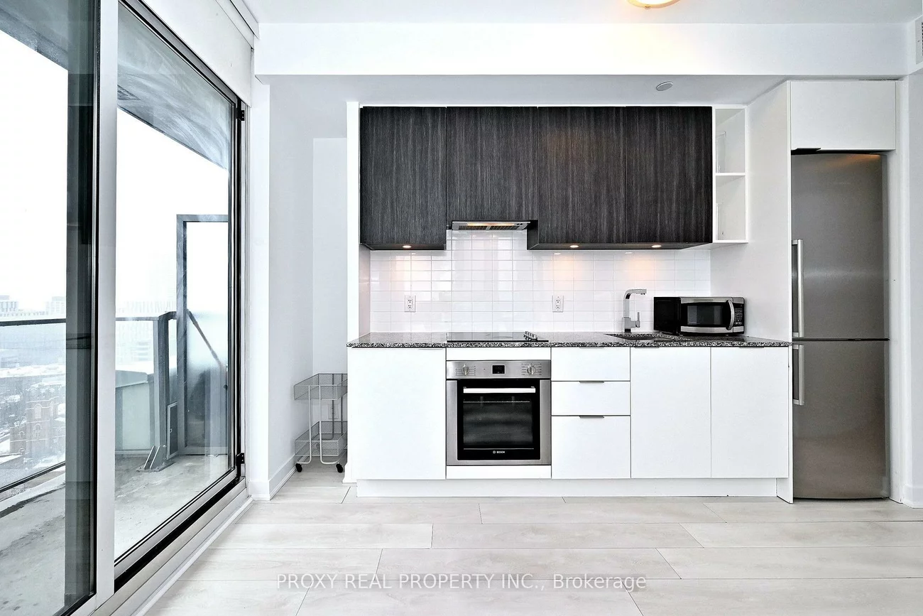 120, Parliament, Moss Park, Toronto