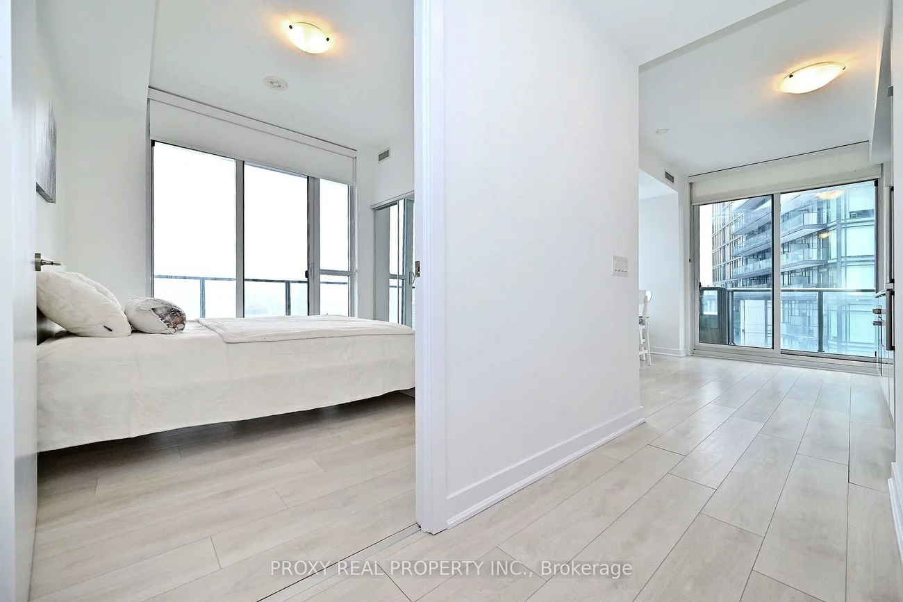 120, Parliament, Moss Park, Toronto
