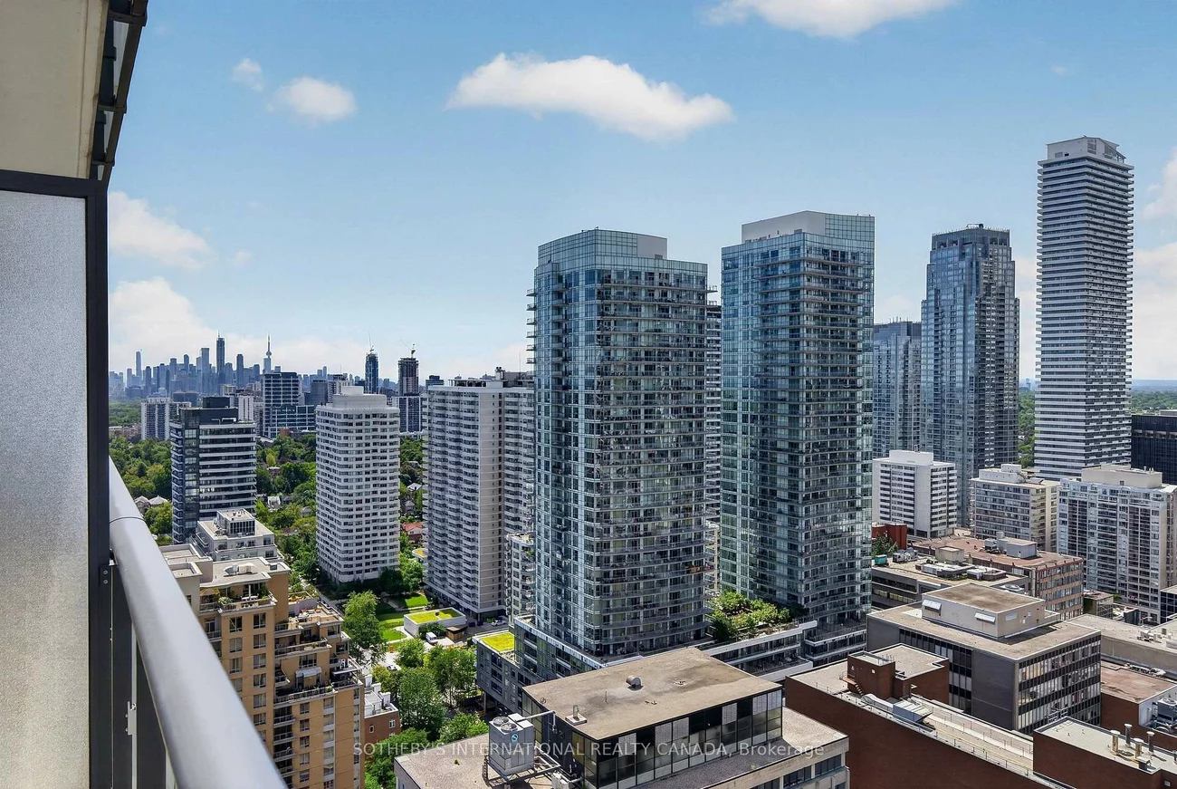 161, Roehampton, Mount Pleasant West, Toronto
