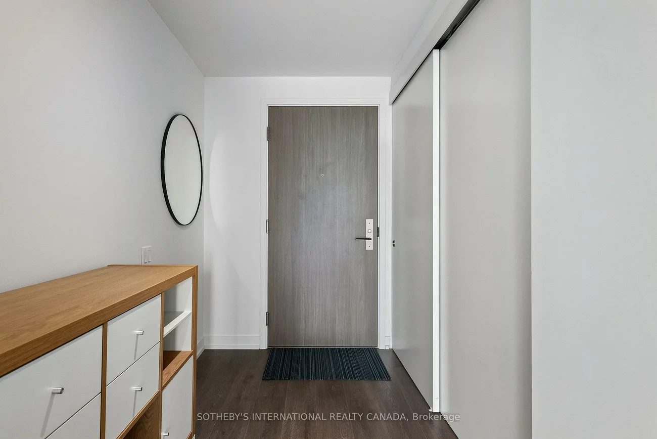 161, Roehampton, Mount Pleasant West, Toronto