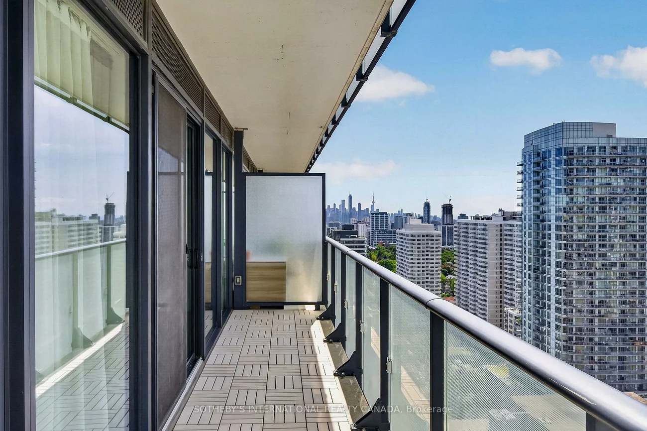 161, Roehampton, Mount Pleasant West, Toronto