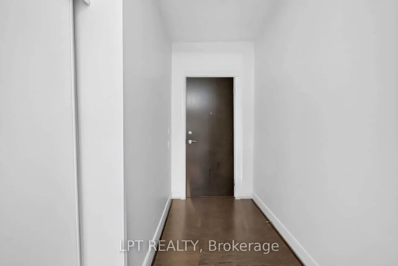 112, George, Moss Park, Toronto