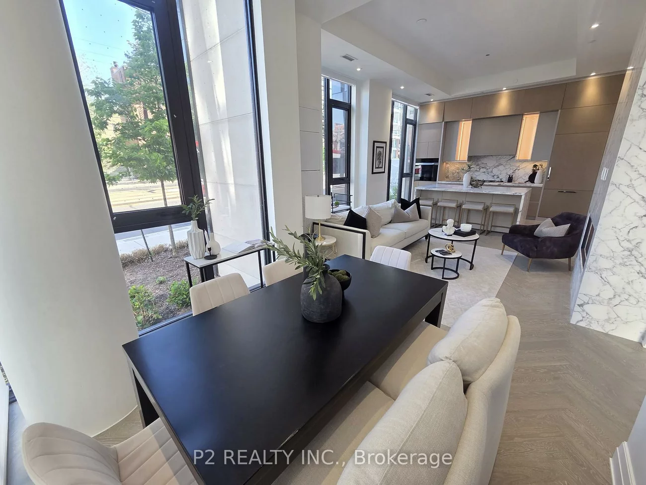2, Forest Hill, Casa Loma, Toronto