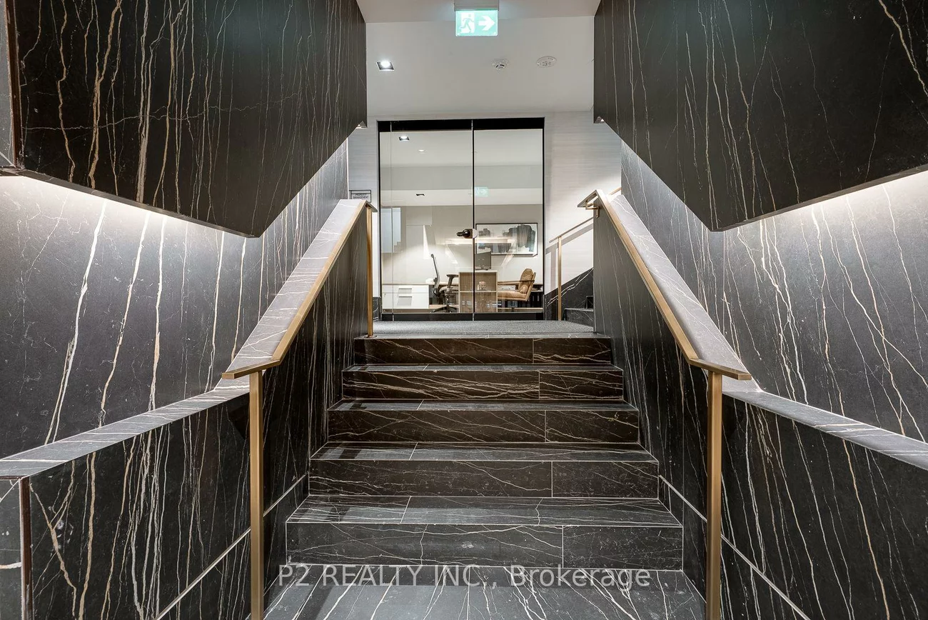 2, Forest Hill, Casa Loma, Toronto