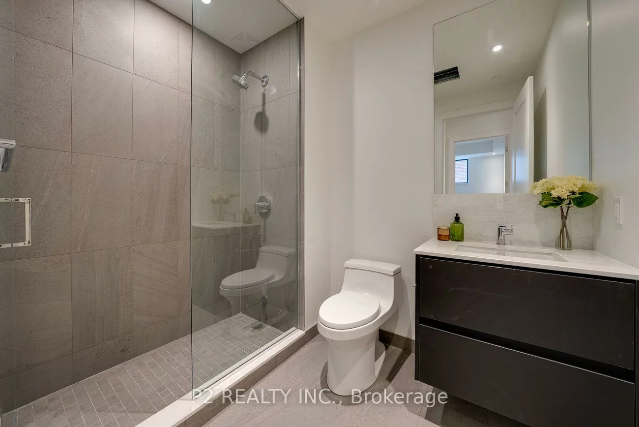 2, Forest Hill, Casa Loma, Toronto