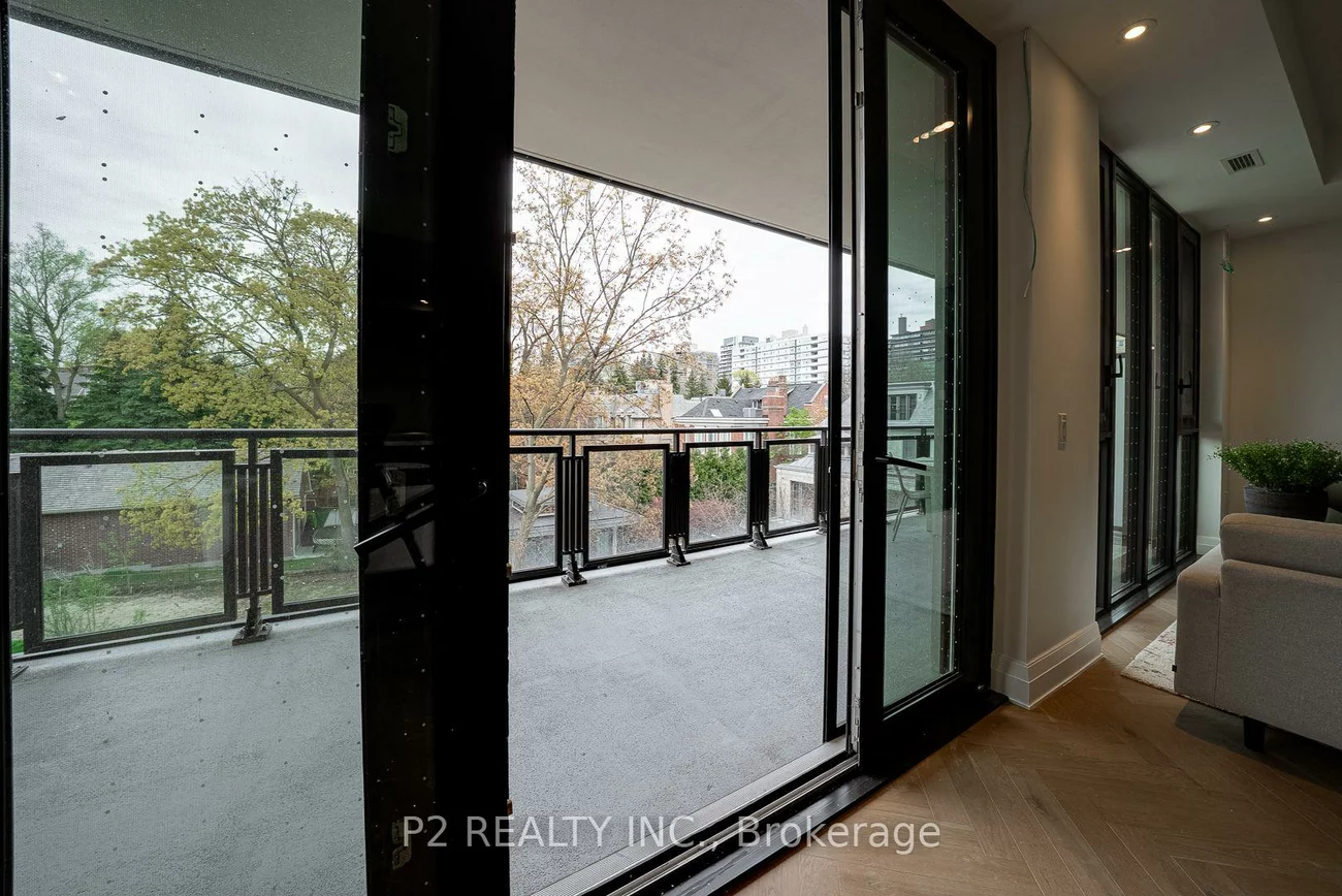 2, Forest Hill, Casa Loma, Toronto