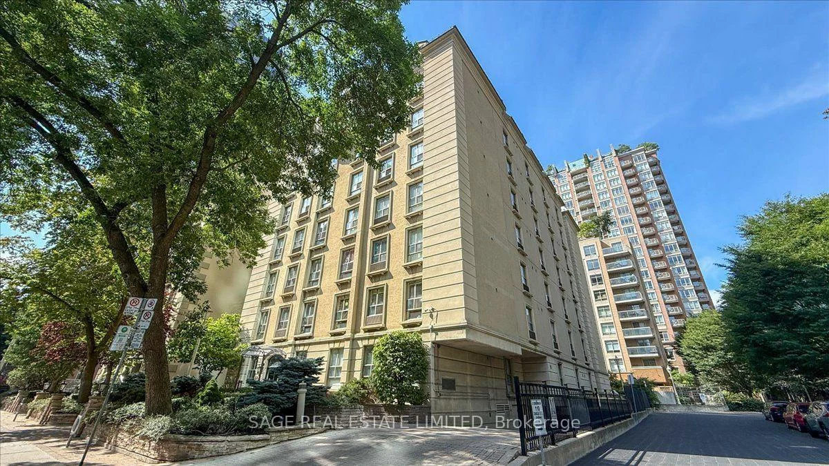 88, Charles, Church-Yonge Corridor, Toronto
