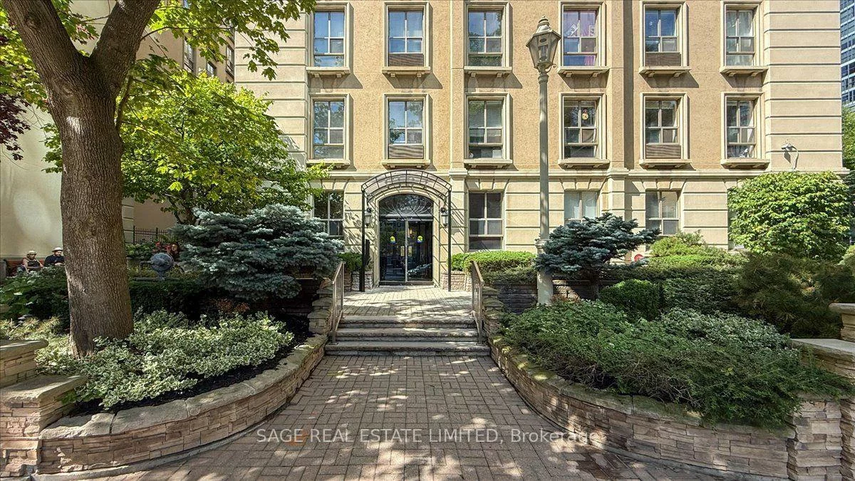 88, Charles, Church-Yonge Corridor, Toronto