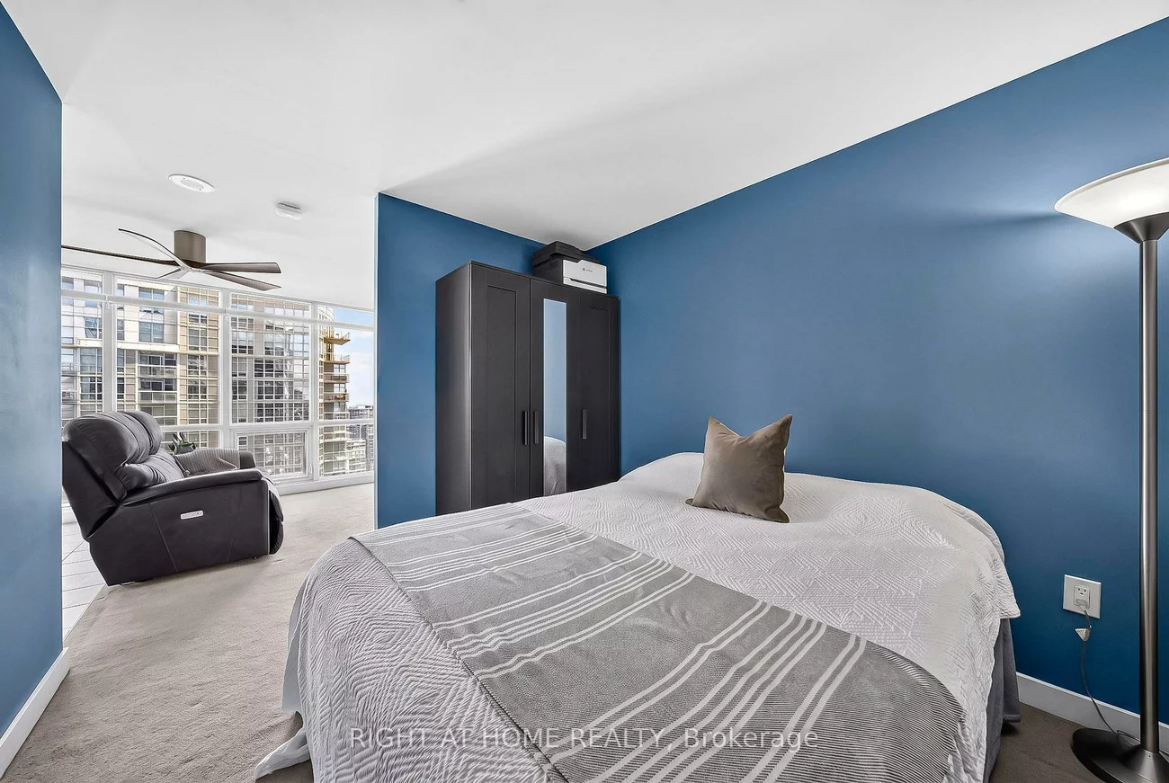 11, Brunel, Waterfront Communities C1, Toronto