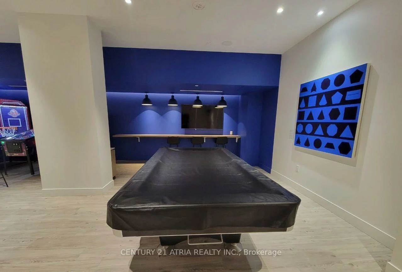130, River, Regent Park, Toronto