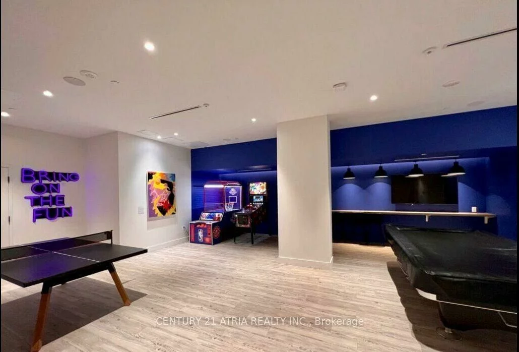 130, River, Regent Park, Toronto