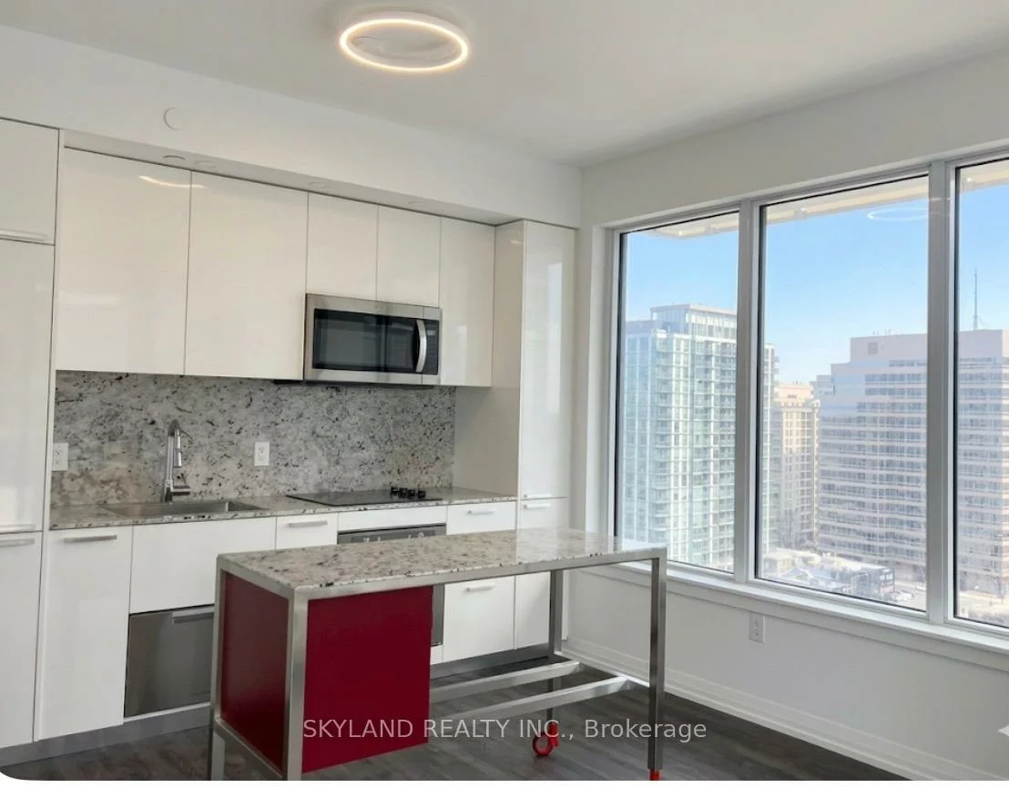 75, Canterbury, Willowdale West, Toronto