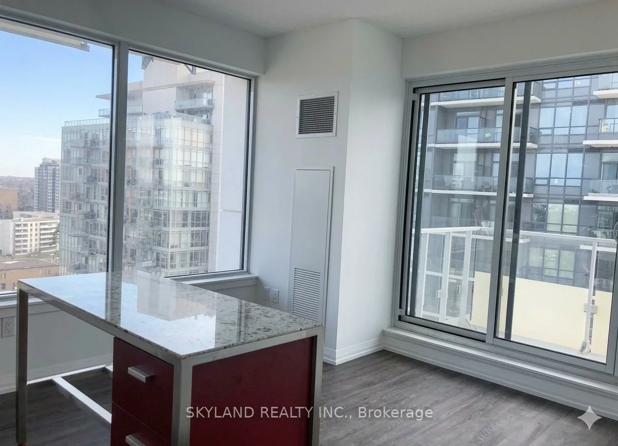 75, Canterbury, Willowdale West, Toronto