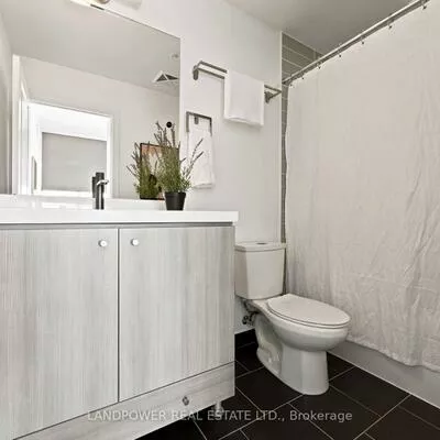 105, George, Moss Park, Toronto