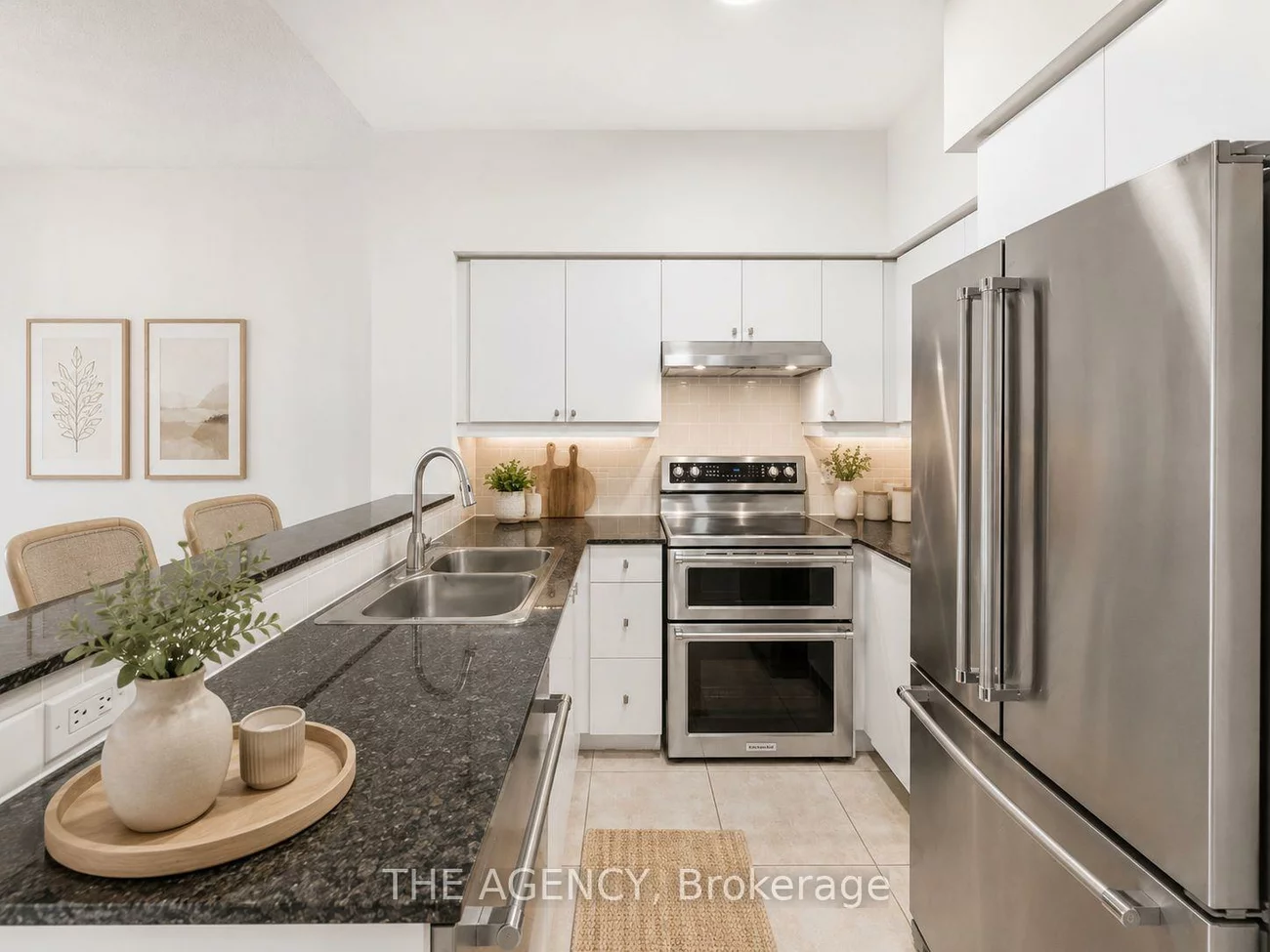 451, Rosewell, Lawrence Park South, Toronto