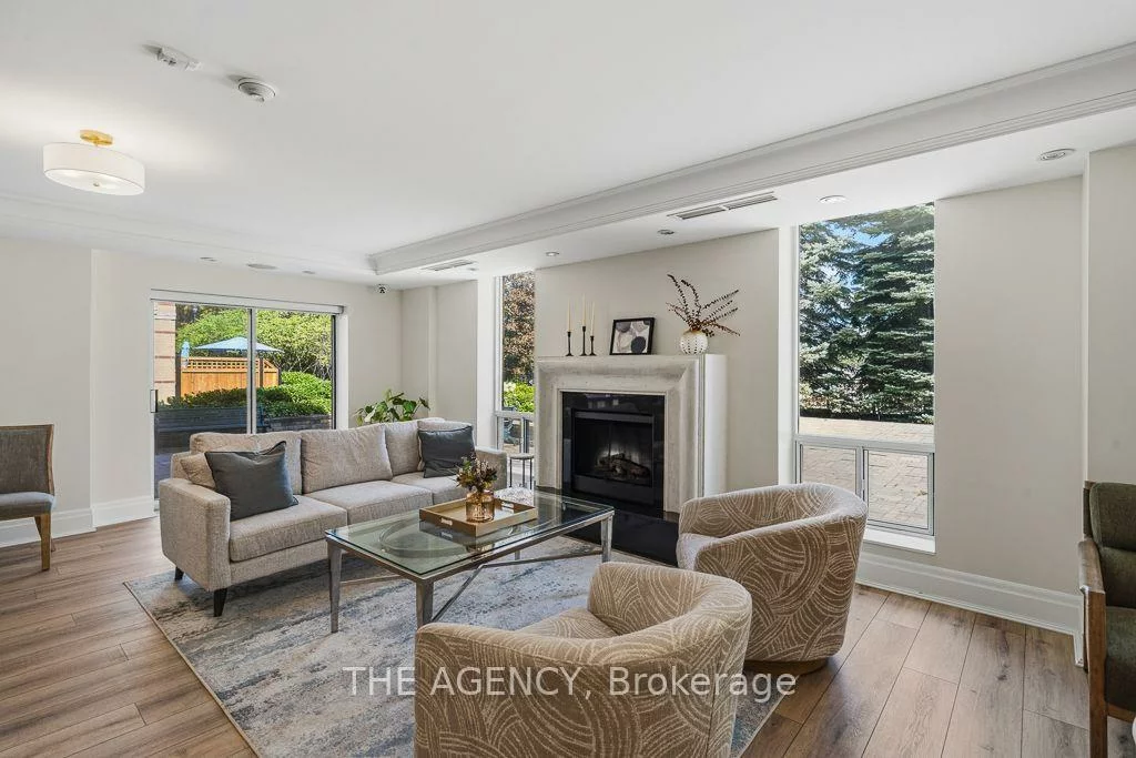 451, Rosewell, Lawrence Park South, Toronto