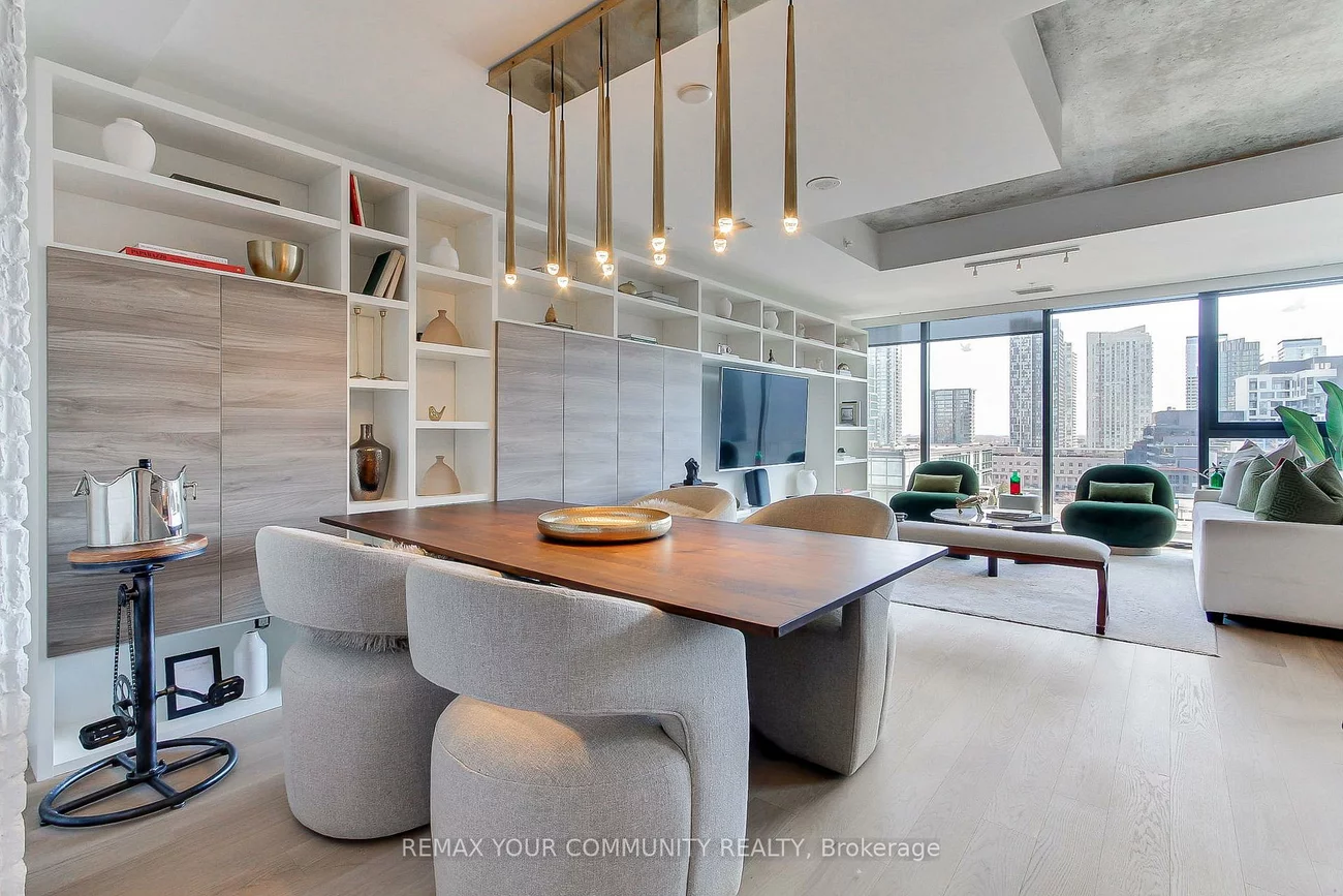 629, King, Waterfront Communities C1, Toronto
