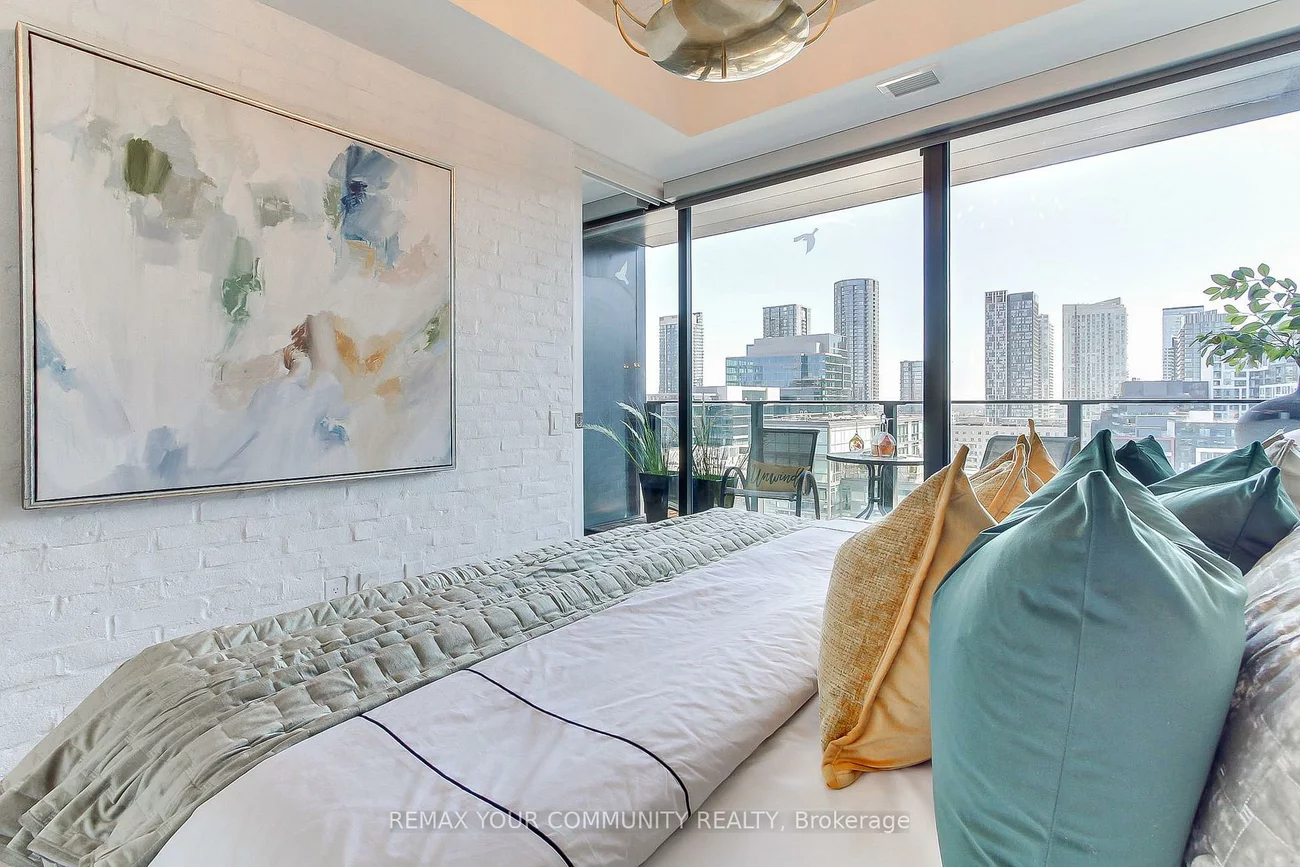 629, King, Waterfront Communities C1, Toronto
