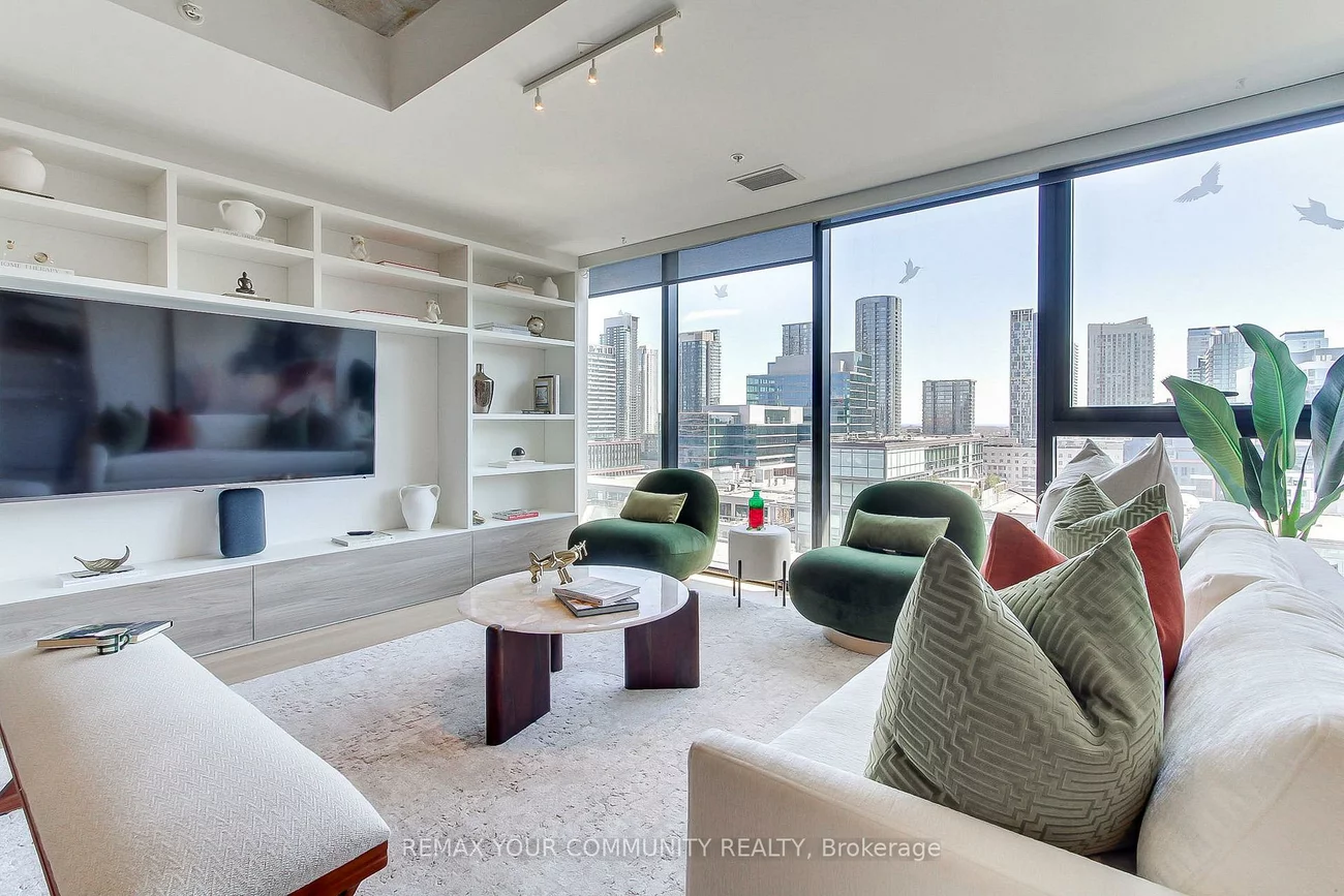 629, King, Waterfront Communities C1, Toronto
