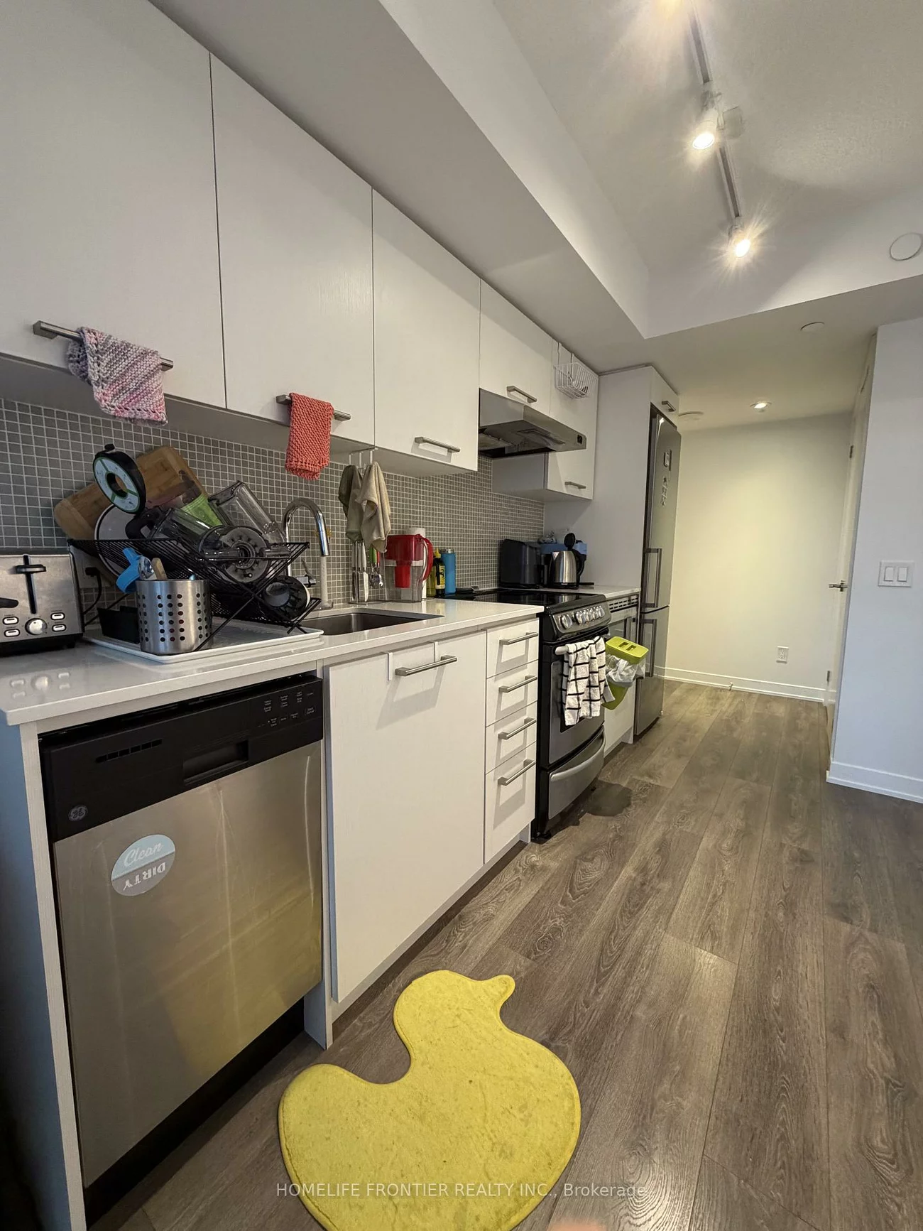 87, Peter, Waterfront Communities C1, Toronto