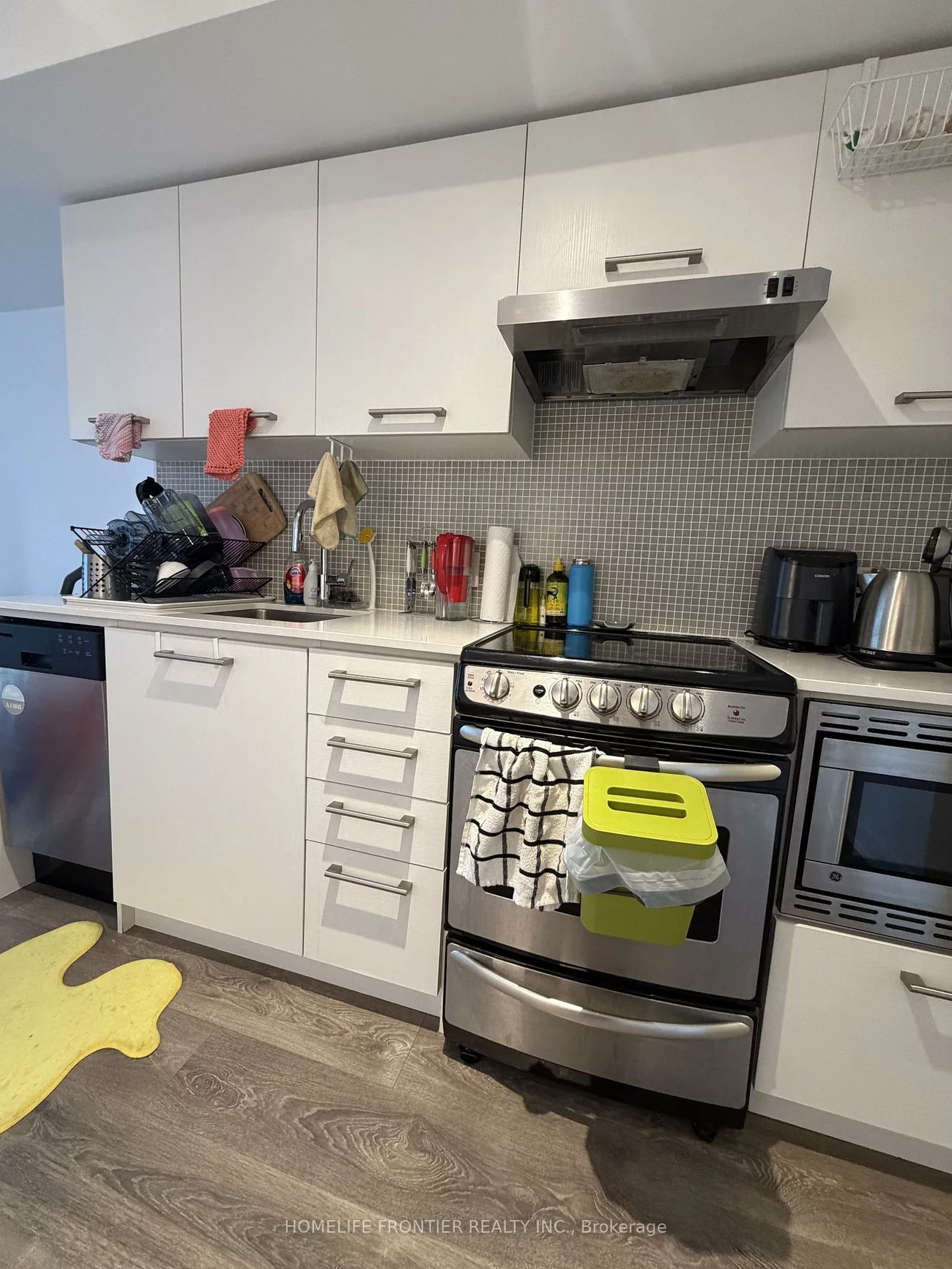 87, Peter, Waterfront Communities C1, Toronto