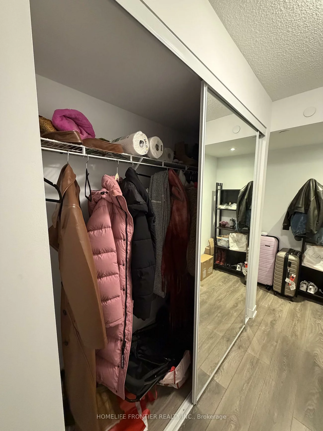 87, Peter, Waterfront Communities C1, Toronto