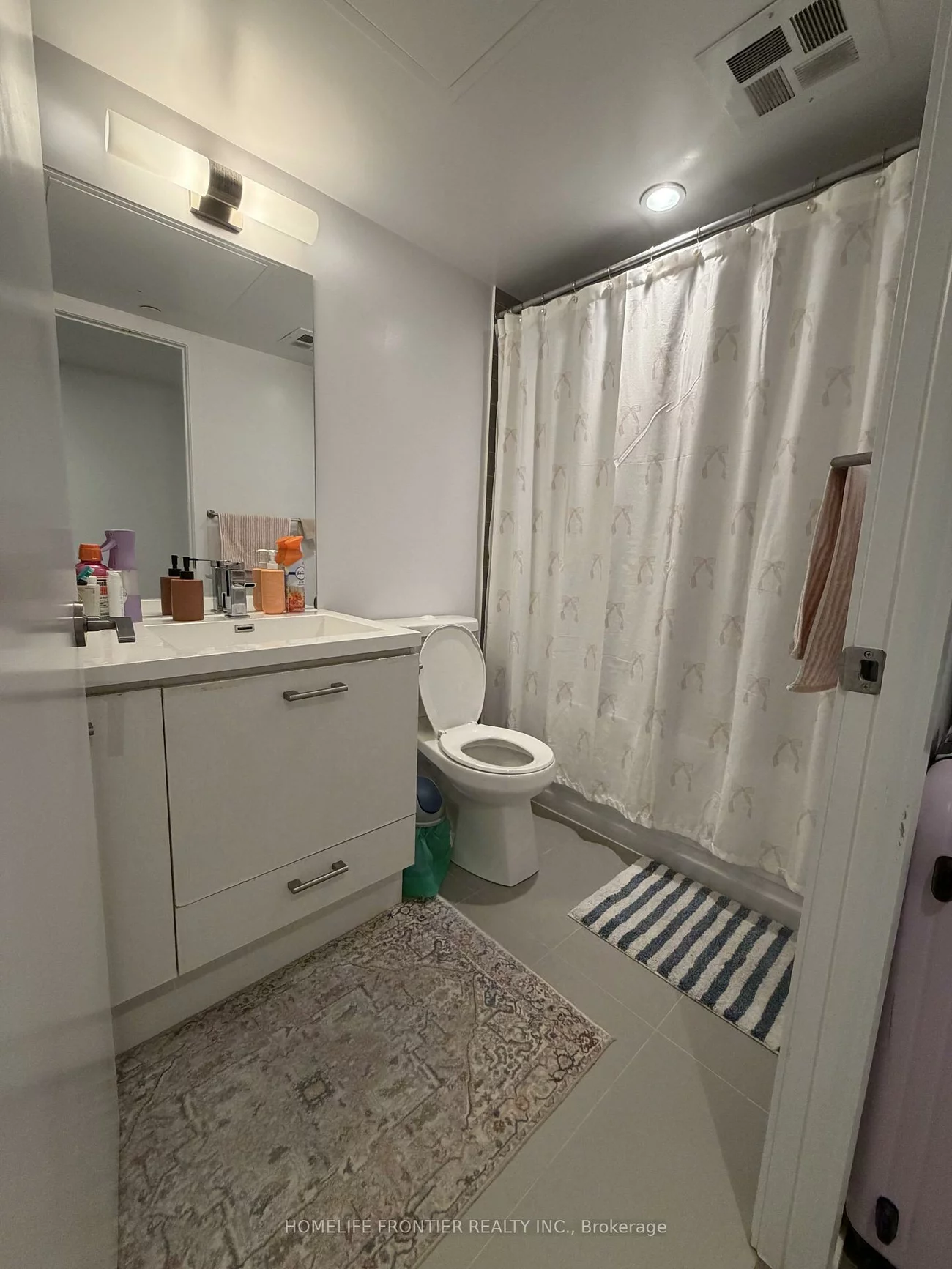 87, Peter, Waterfront Communities C1, Toronto