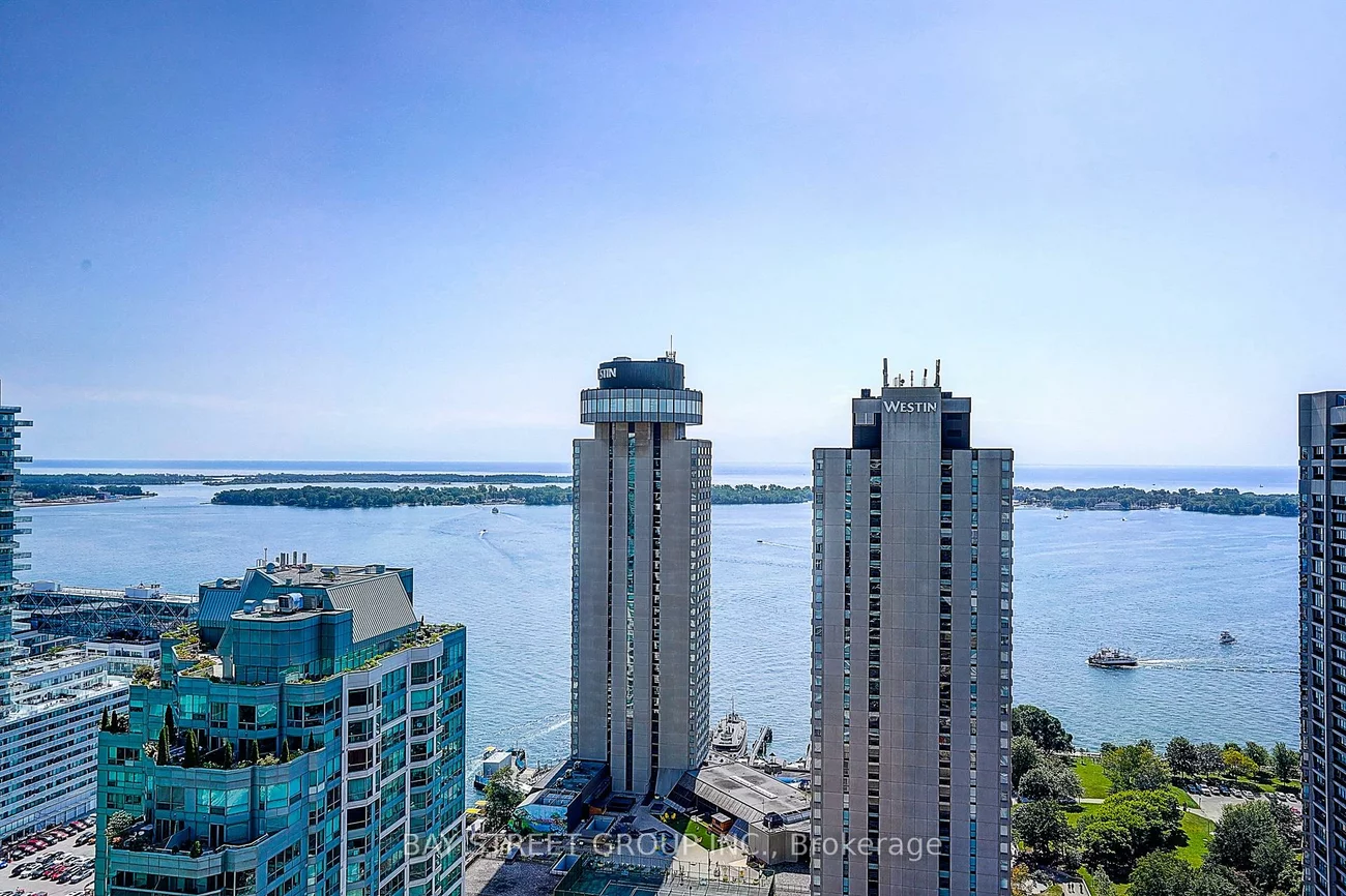 33, Bay, Waterfront Communities C1, Toronto