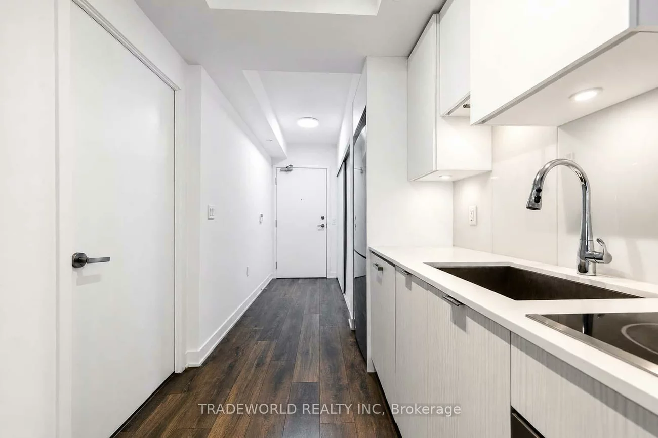 99, Broadway, Mount Pleasant West, Toronto