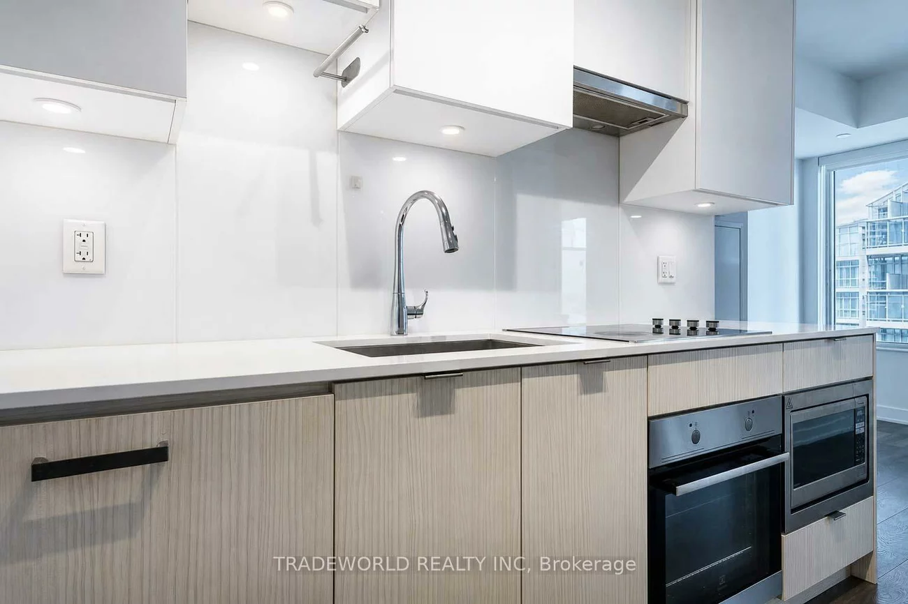 99, Broadway, Mount Pleasant West, Toronto