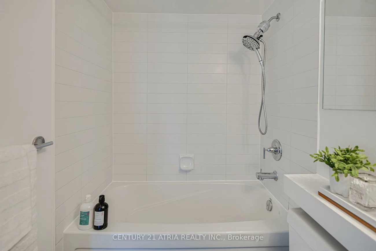 4K, Spadina, Waterfront Communities C1, Toronto