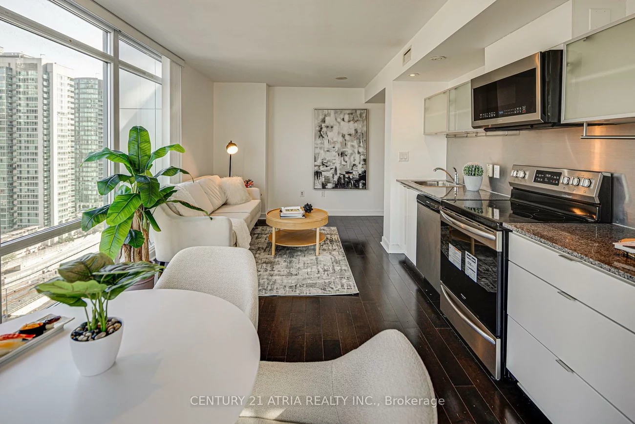 4K, Spadina, Waterfront Communities C1, Toronto