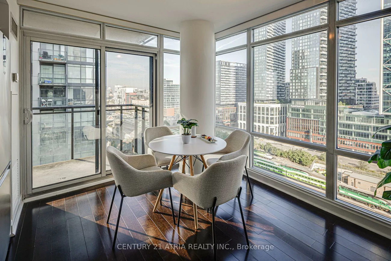 4K, Spadina, Waterfront Communities C1, Toronto