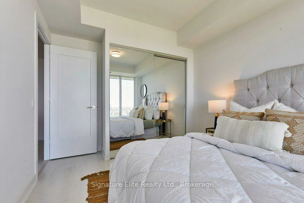 30, Inn on the Park, Banbury-Don Mills, Toronto