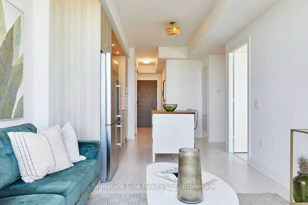 30, Inn on the Park, Banbury-Don Mills, Toronto