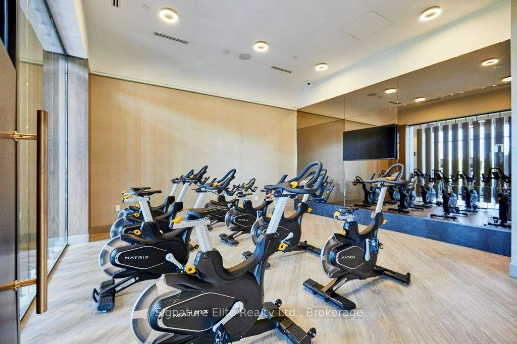 30, Inn on the Park, Banbury-Don Mills, Toronto