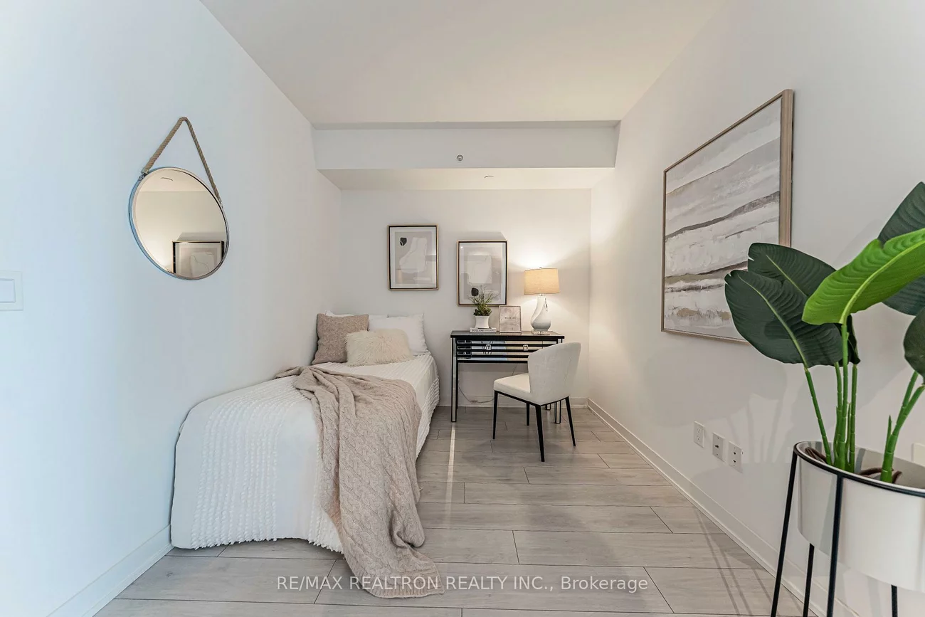 31, Tippett, Clanton Park, Toronto