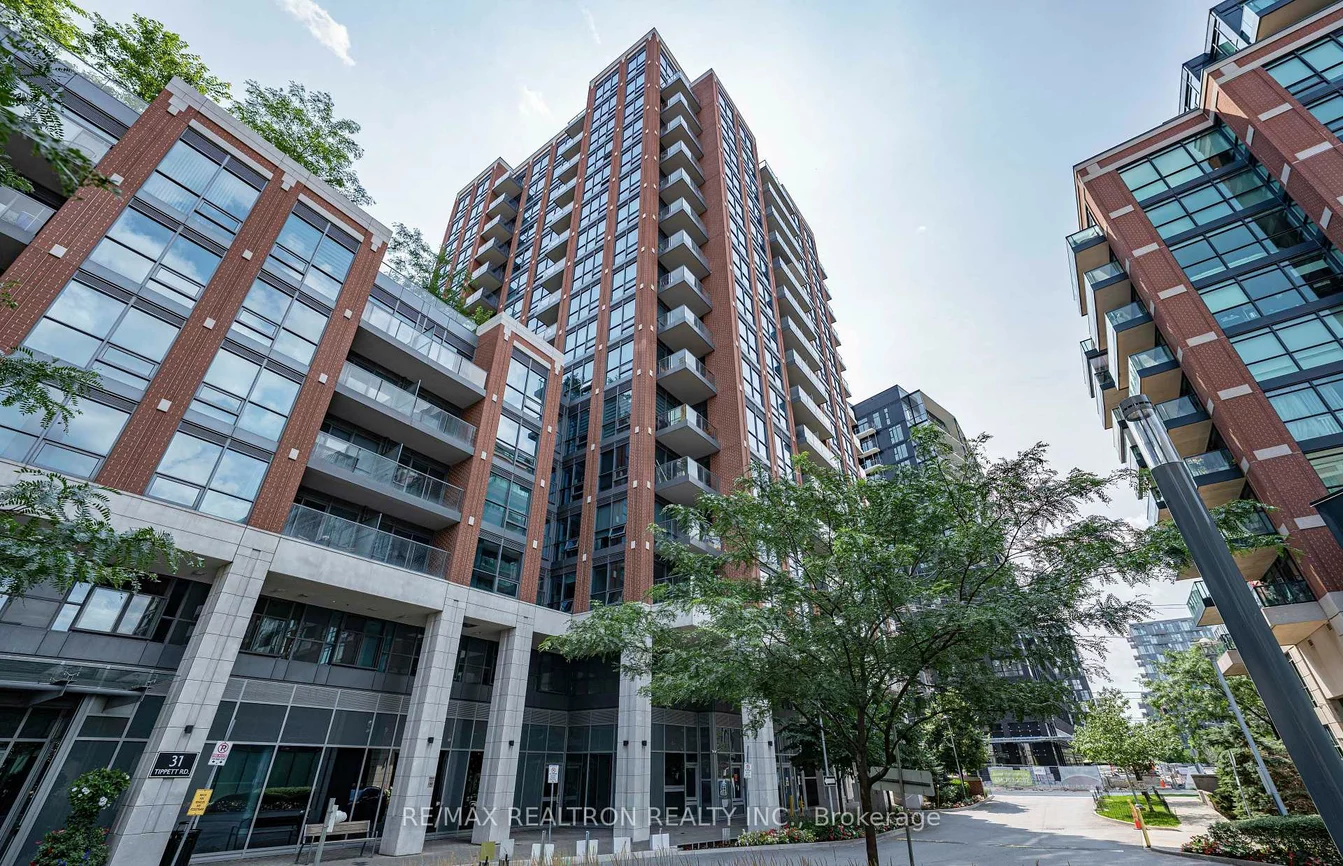 31, Tippett, Clanton Park, Toronto