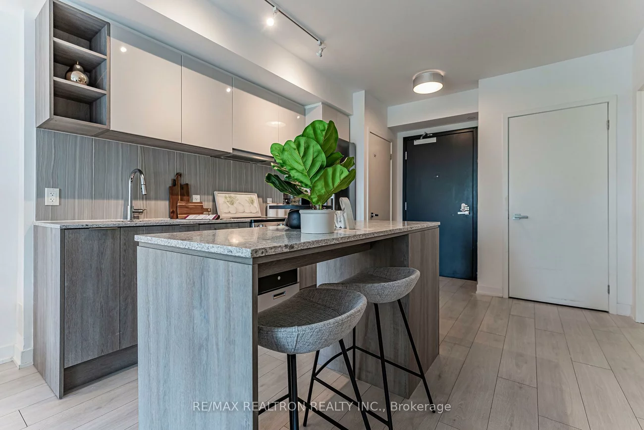 31, Tippett, Clanton Park, Toronto