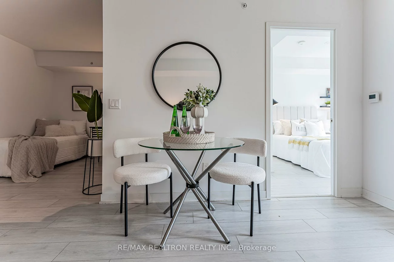 31, Tippett, Clanton Park, Toronto