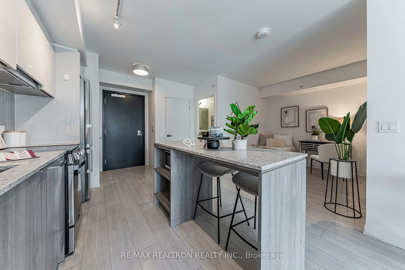31, Tippett, Clanton Park, Toronto